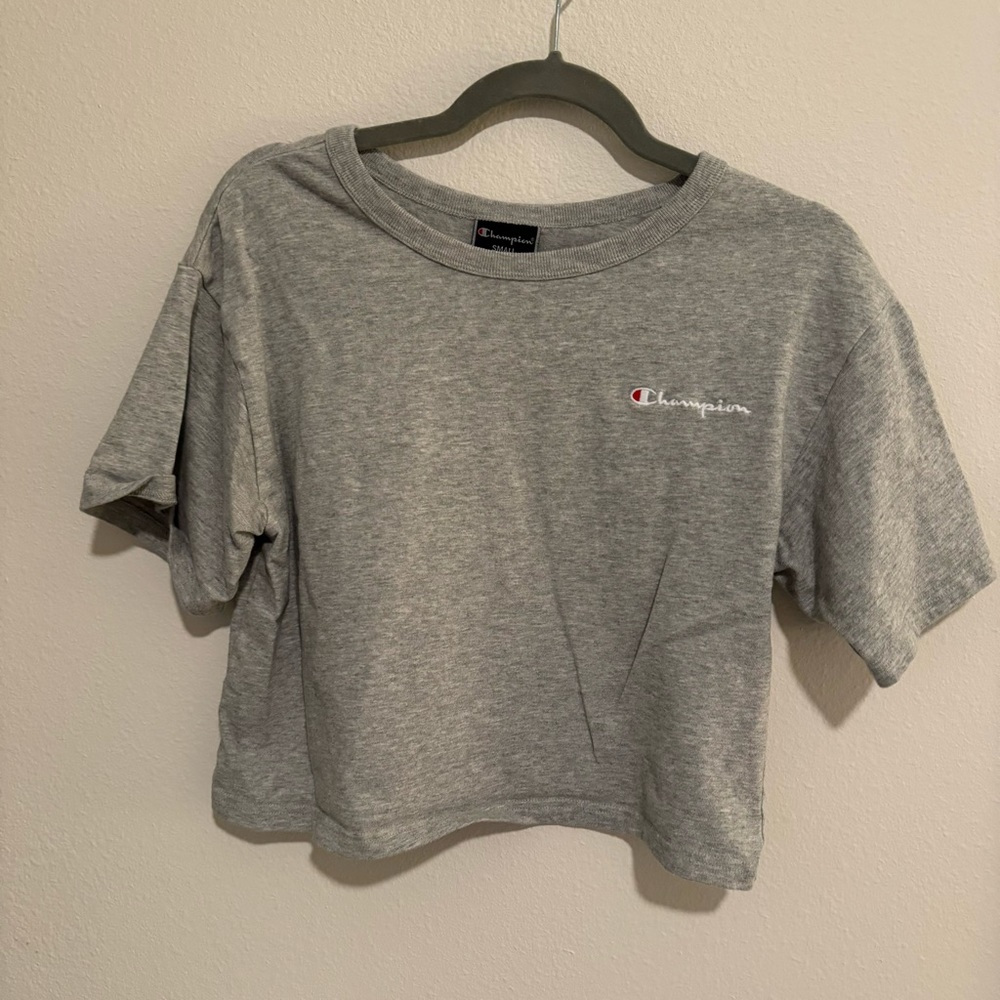 Champion Cropped Shirt